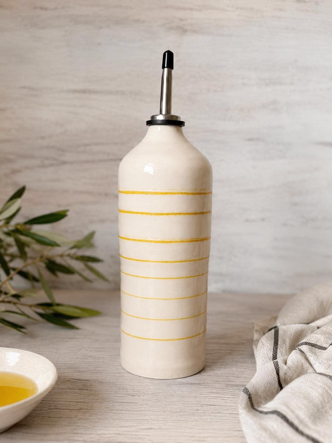 Cylinder Oil Bottle